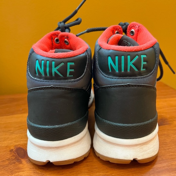 Nike Acorra Sneakerboot size 8 - Picture 4 of 7